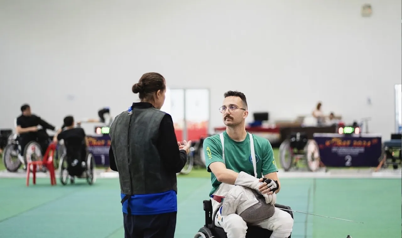 Open Para Fencing Training